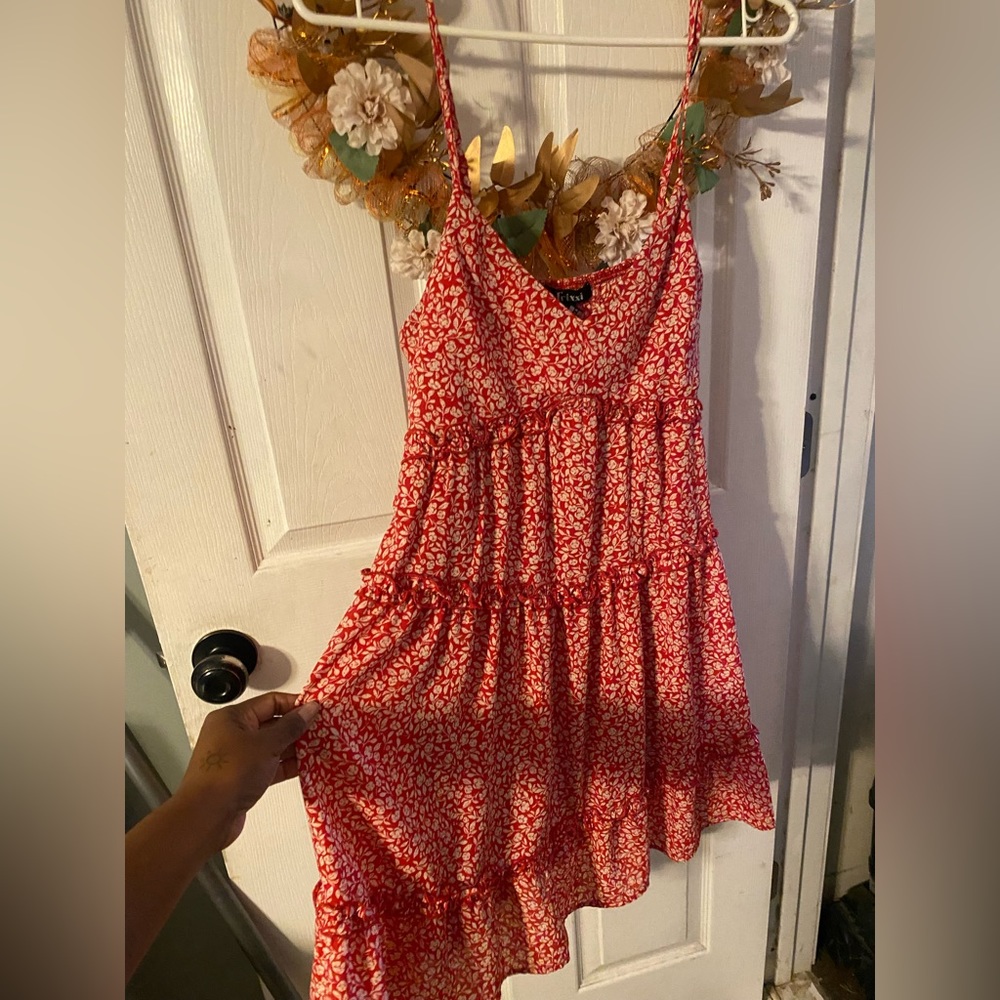 Short floral red dress with spaghetti straps